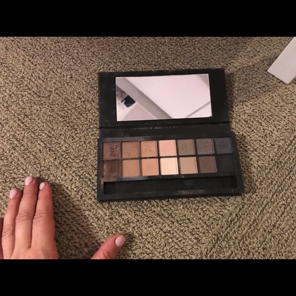 Palettes - Picture 5 of 8